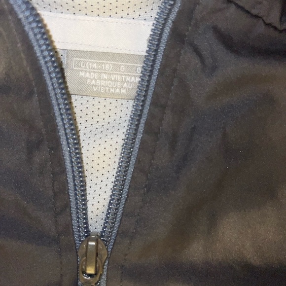 Nike Big Boy Windbreaker - Picture 2 of 3
